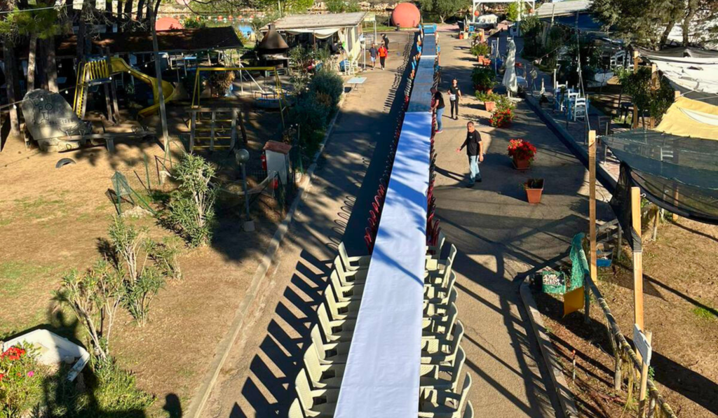 Grigliata di pesce durante Sa Cardigara, evento unico organizzato dalla Cooperativa Pescatori Tortolì. Cooperativa Pescatori Tortolì 2025